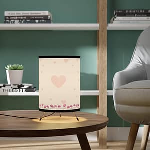 lovebirds tripod lamp.on2